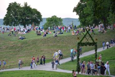 Informacija norintiesiems prekiauti 2022 m. birželio 23 d. Kernavės miestelyje vyksiančios Rasos...