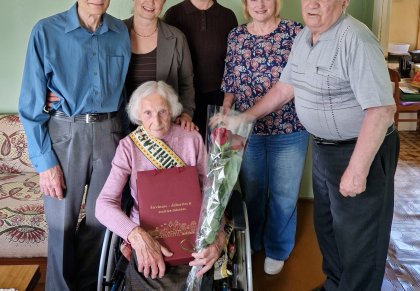 Pasveikinta garbingo 90-mečio sulaukusi Veronika Sasnauskienė