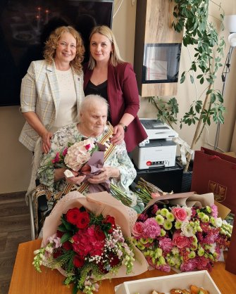 Uršulė Barkauskienė pasitiko garbingą 100 metų jubiliejų