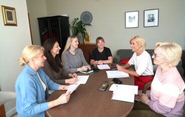 Merė ir bendruomenės pirmininkė Inga Vaickienė sutarė inicijuoti istorinės atminties įamžinimą